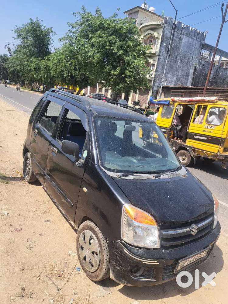 Amroha Transfar Hai 2028 Pass H Cng Pass H No Ac Active Music System