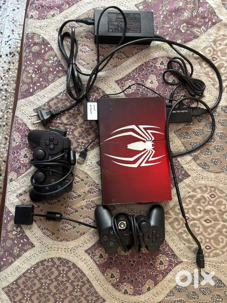 Sony PlayStation 2 Console with 2 Controllers
