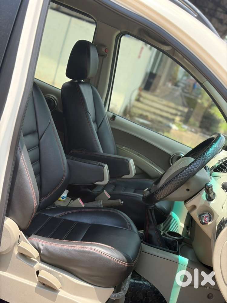 Mahindra Quanto 2013 Diesel Manual7 Seat Full Option