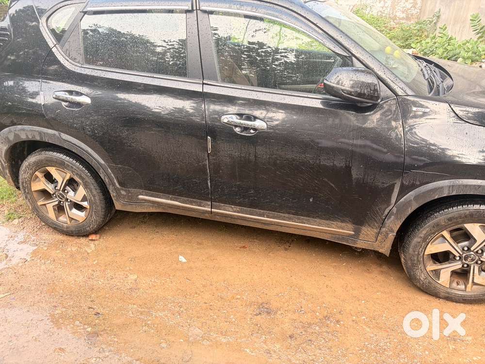 Kia Sonet Petrol 2023