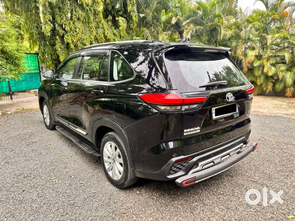 Toyota Innova Hycross 2.0 Vx (o) Hybrid 7 Str, 2024, Petrol