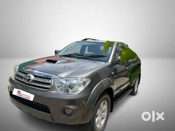 Toyota Fortuner 3.0 4x4 Manual, 2011, Diesel