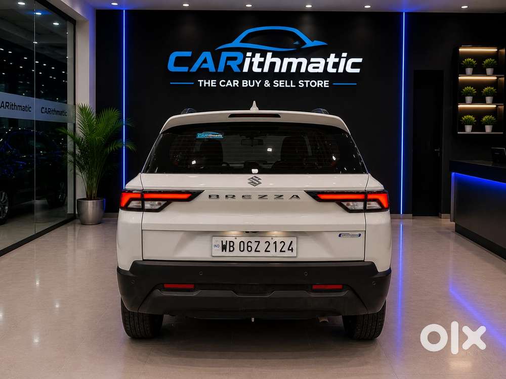 Maruti Suzuki Brezza 1.5 Vxi At Smart Hybrid, 2023, Petrol