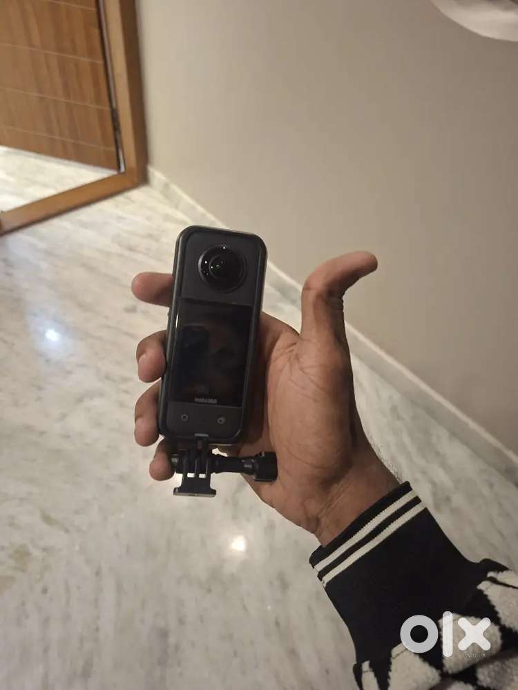 Insta360x3