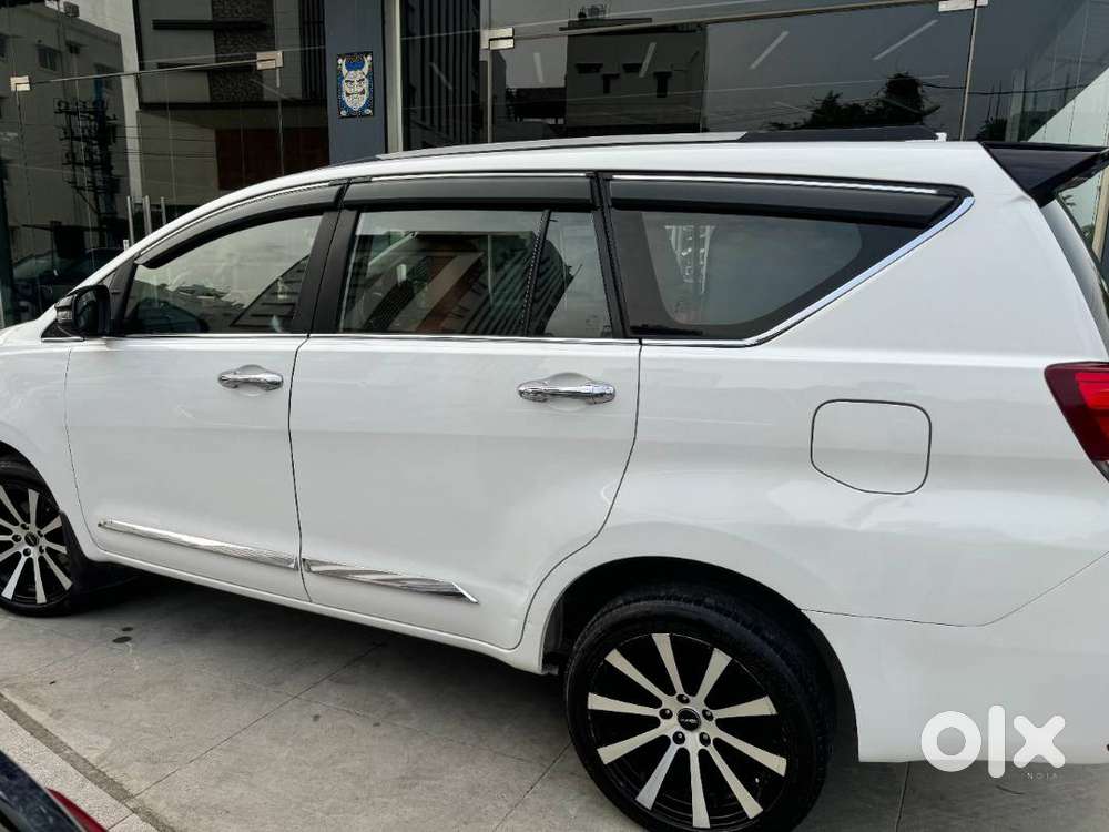 Totyota Innova Crysta2.8g Diesel 2018  Single Ownerwell Maintained