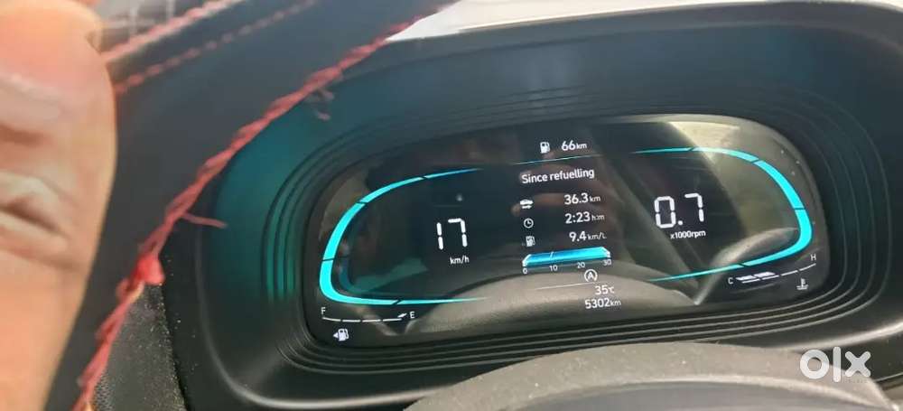Hyundai Venue 1.2 S 2023 Petrol Manual