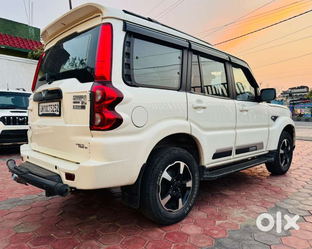 Mahindra Scorpio Classic 2.2 S 11 Mt 7 Str, 2023, Diesel