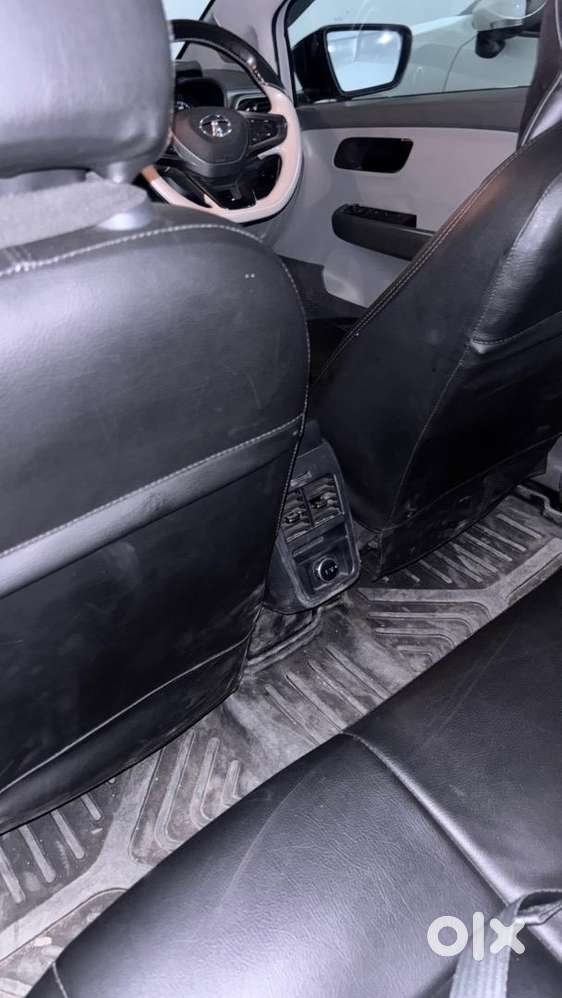 Tata Altroz 2020 Pure Grey Petrol Well Maintained