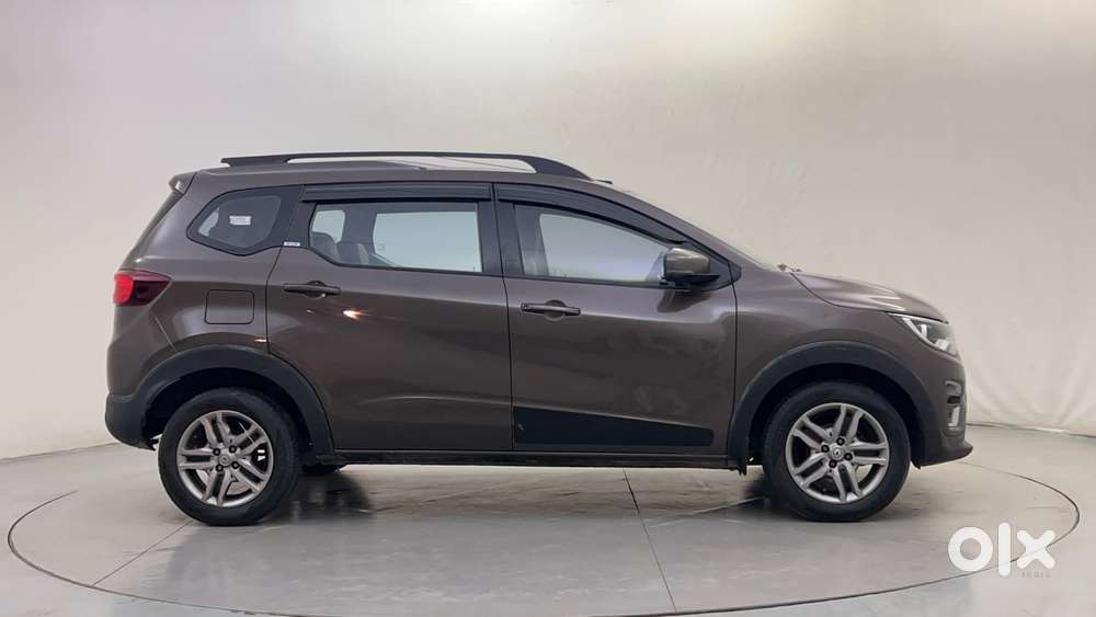 Renault Triber Rxz Easy-r Amt, 2021, Petrol