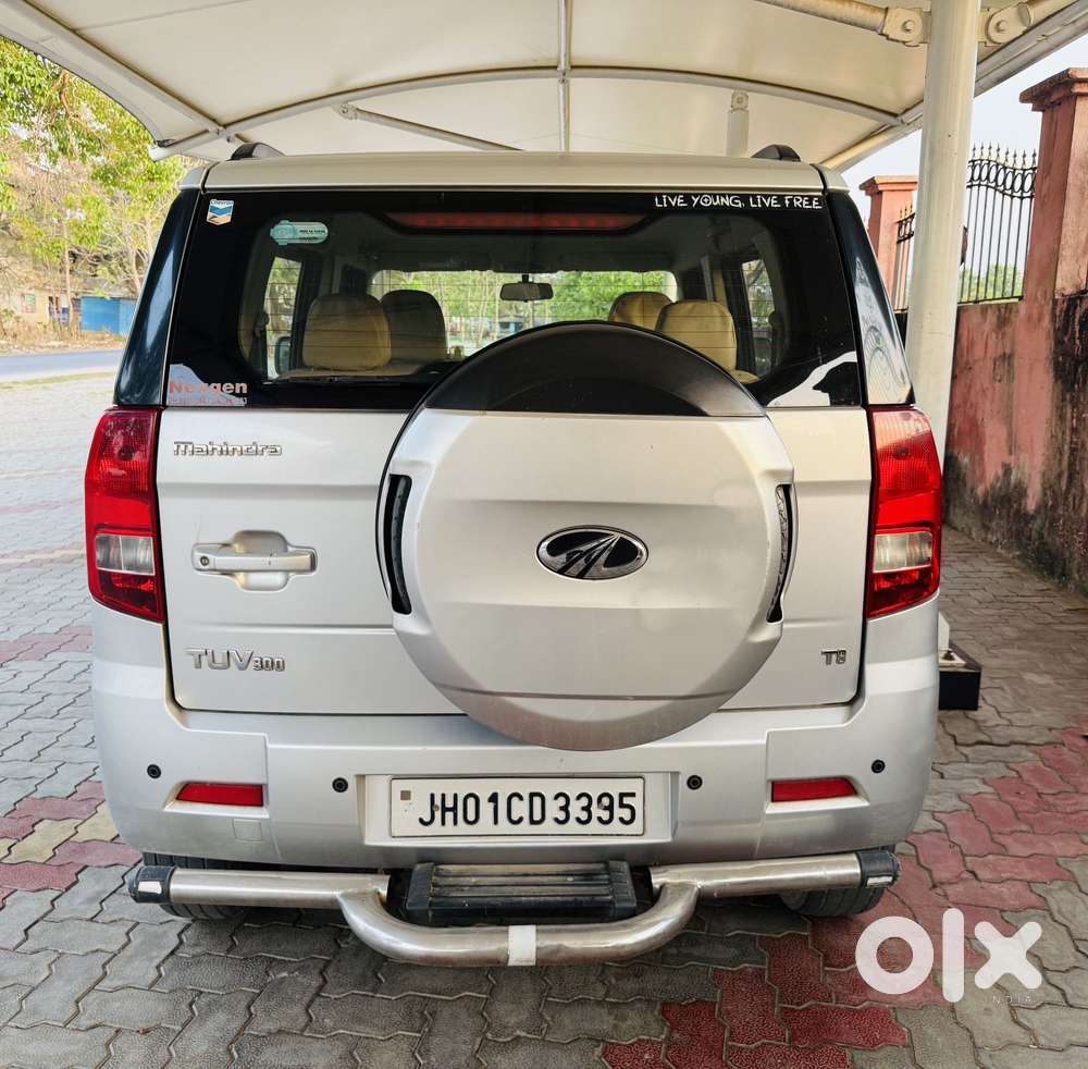 Mahindra Tuv 300 T8, 2017, Diesel