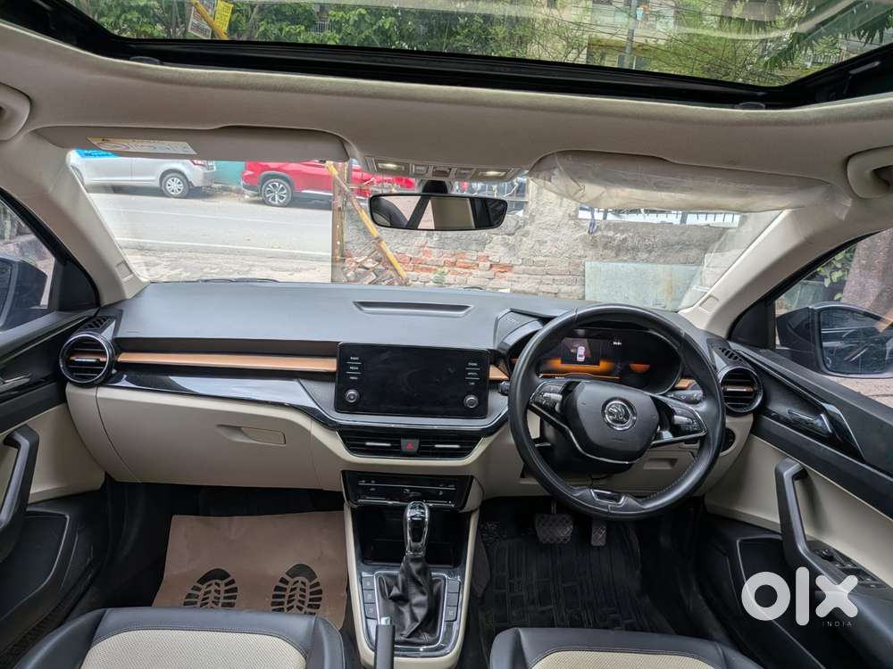 Skoda Slavia 1.5 Tsi Style, 2024, Petrol