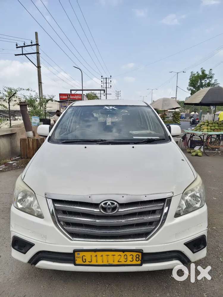 Toyota Innova 2.5 G 2015