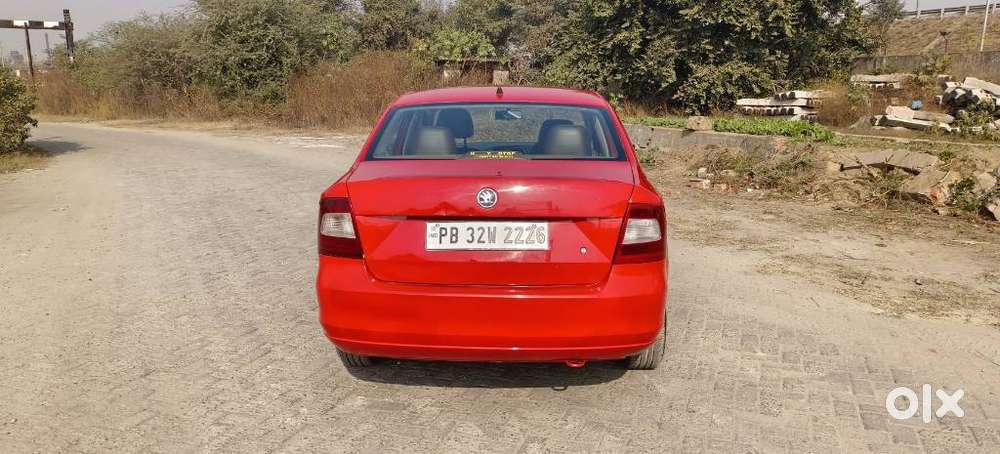 Skoda Rapid 2013-2016 1.6 Mpi At Elegance, 2013, Diesel