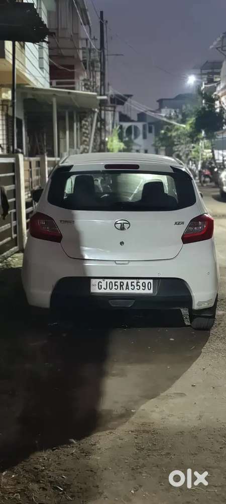 Tata Tiago Xza Cng 2017