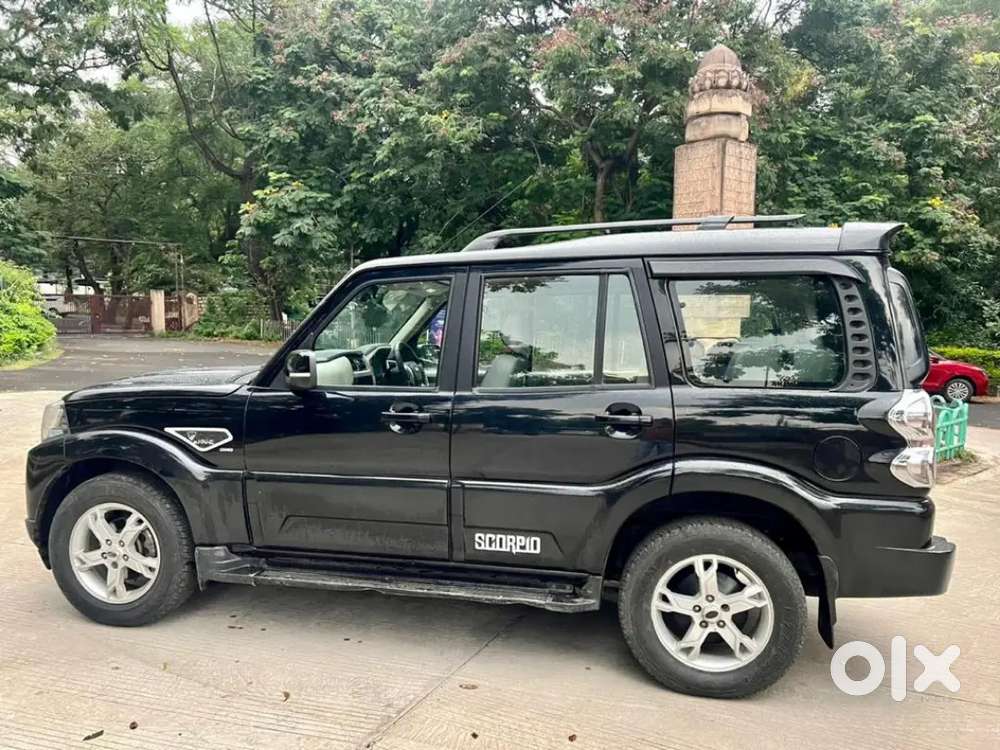 Mahindra Scorpio Diesel 2015 Variant S10