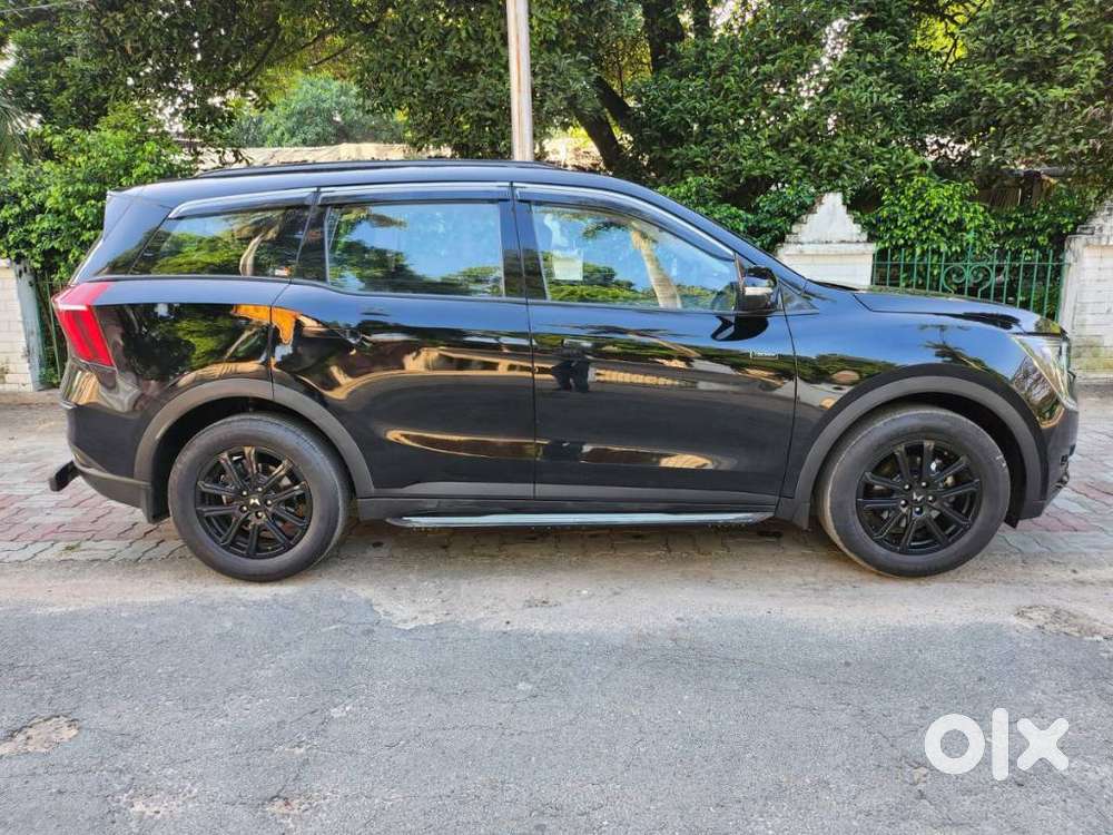 Mahindra Xuv700 2.2 Ax 7 Diesel Mt Str, 2025, Diesel