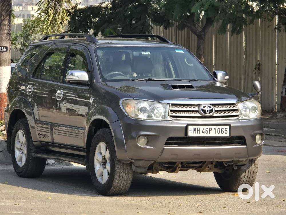 Toyota Fortuner 3.0 4x4 Manual, 2011, Diesel