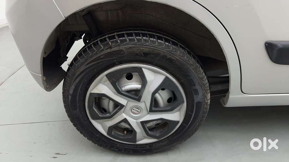 Maruti Suzuki Wagon R Lxi 1.0, 2017, Petrol