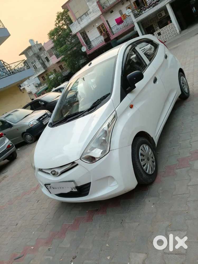 Hyundai Eon 2012 Petrol Well Maintained