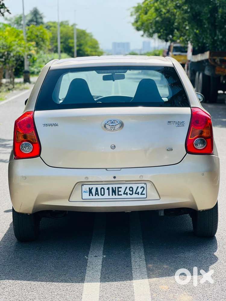 Toyota Etios Liva GD, 2012, Petrol