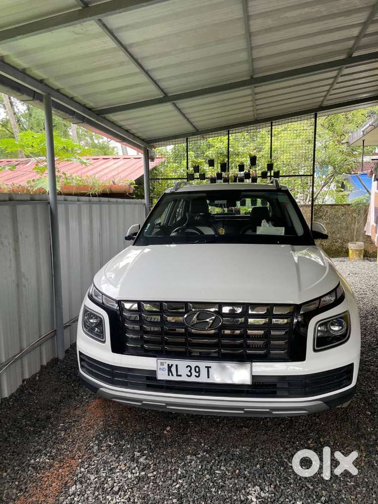 Hyundai Venue Sx Turbo Dct - Top End (only 22,791 Km)