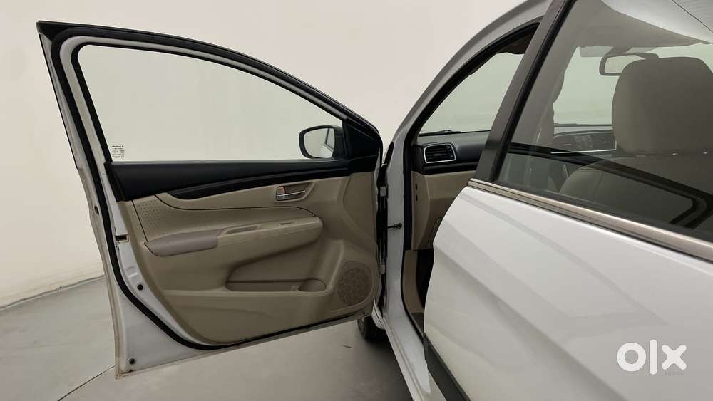 Maruti Suzuki Ciaz 2014-2017 Zxi Plus, 2016, Petrol