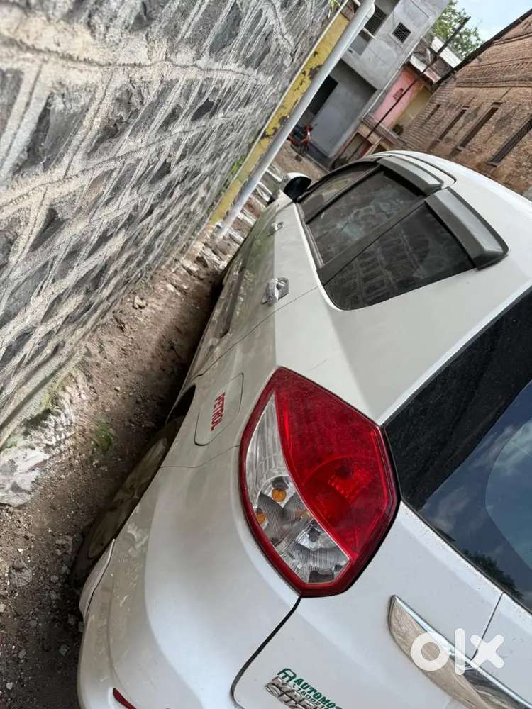 Maruti Suzuki Ertiga Vxi 2019