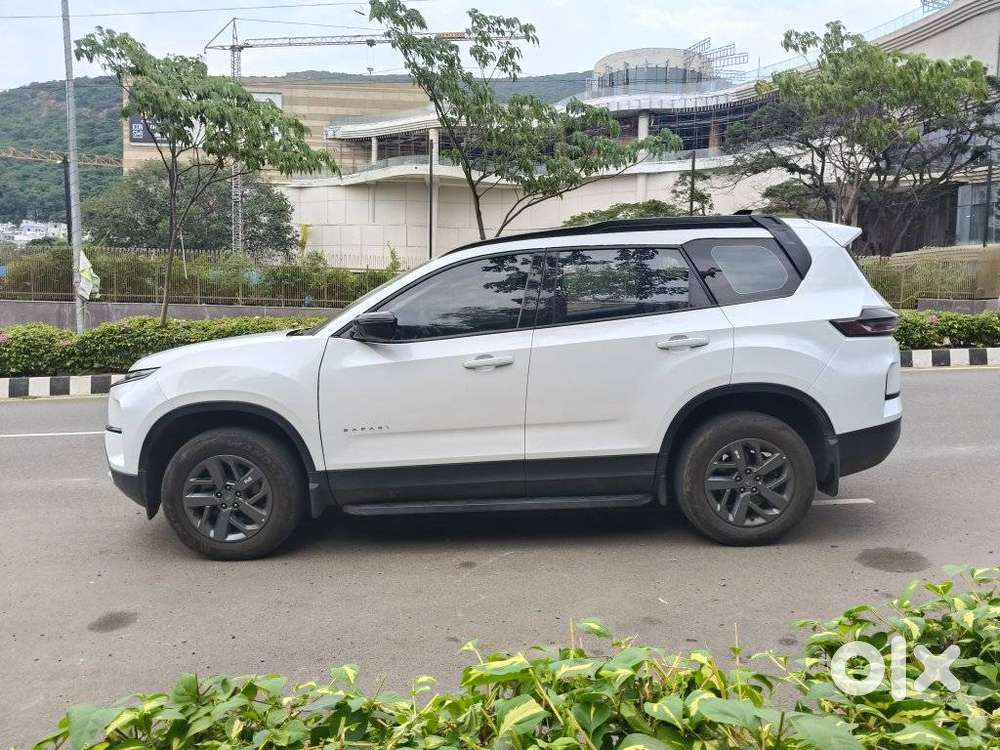 Tata Safari Pure Plus S, 2024, Diesel