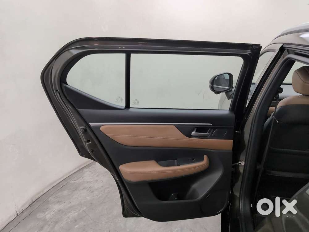 Honda Elevate Zx Cvt, 2023, Petrol