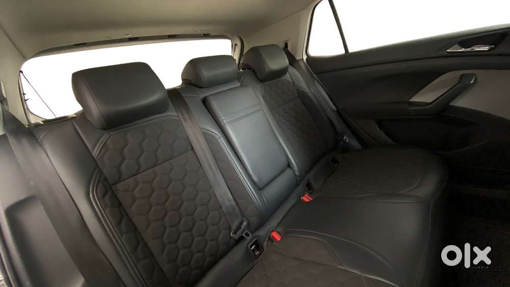 Skoda Kushaq 1.0 Tsi Ambition, 2022, Petrol