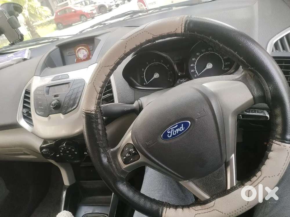 Ford Ecosport Dec 2014 (bsiv) Petrol Well Maintained