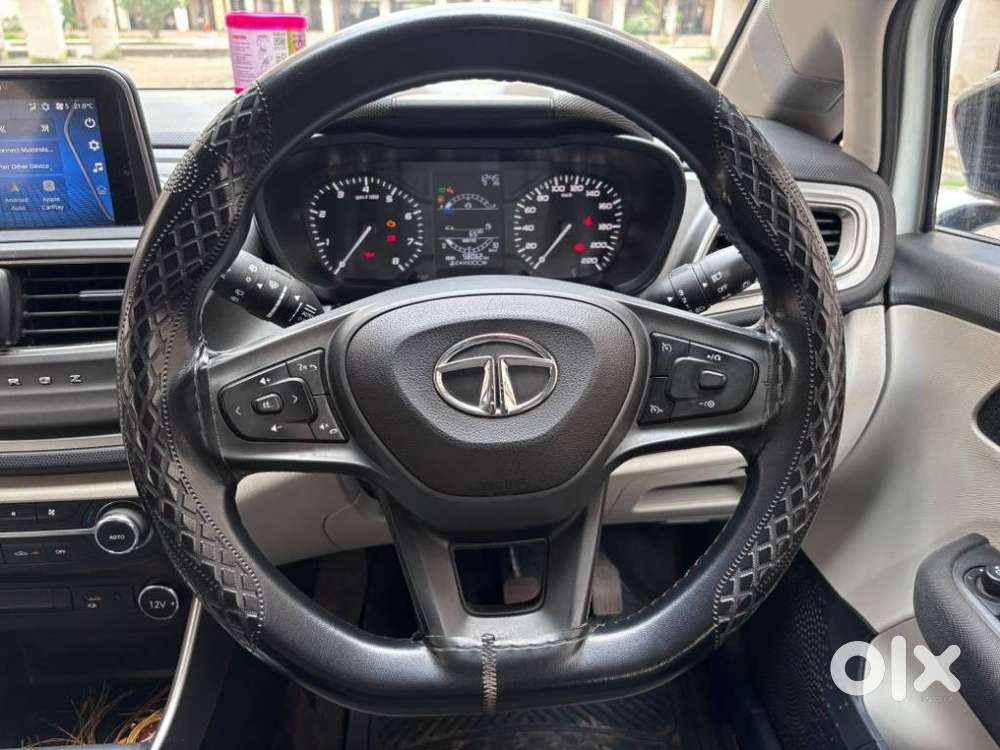 Tata Altroz Xz, 2022, Petrol