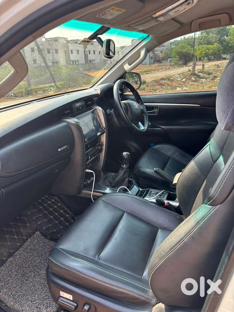 Toyota Fortuner 2022 Diesel 100000 Km Driven