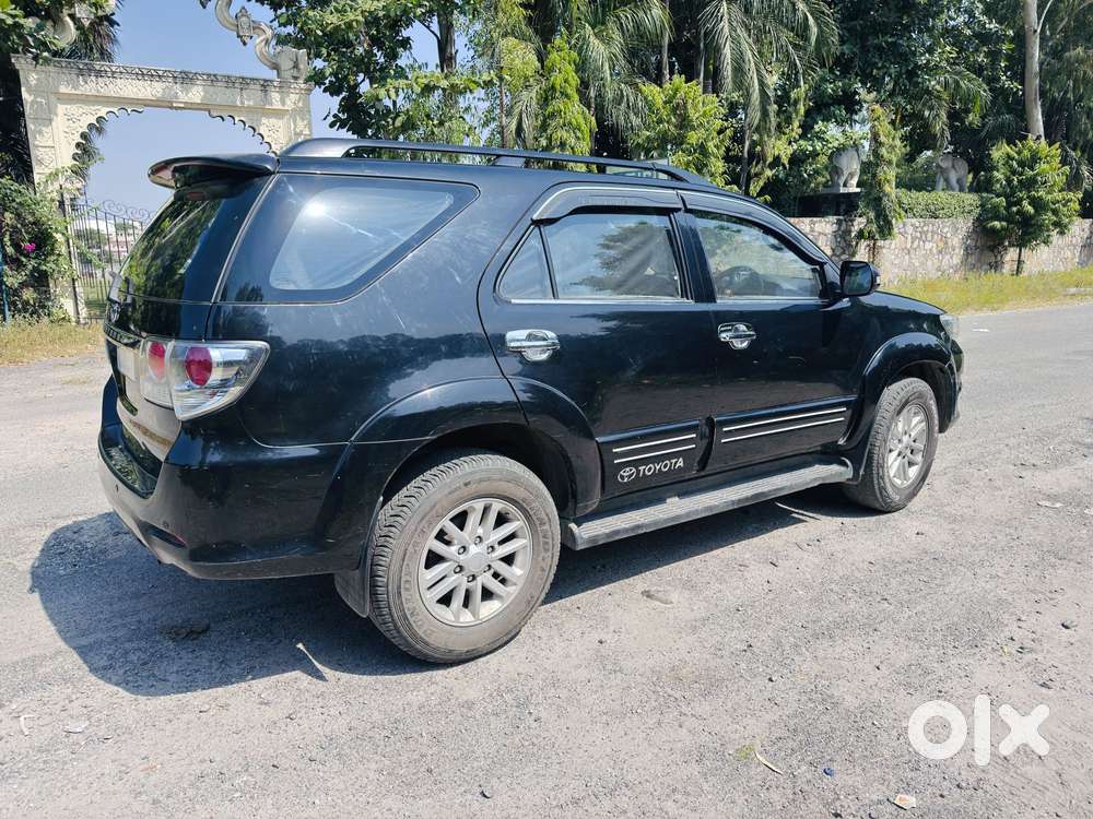 Toyota Fortuner 3.0 4x2 Mt, 2012, Diesel