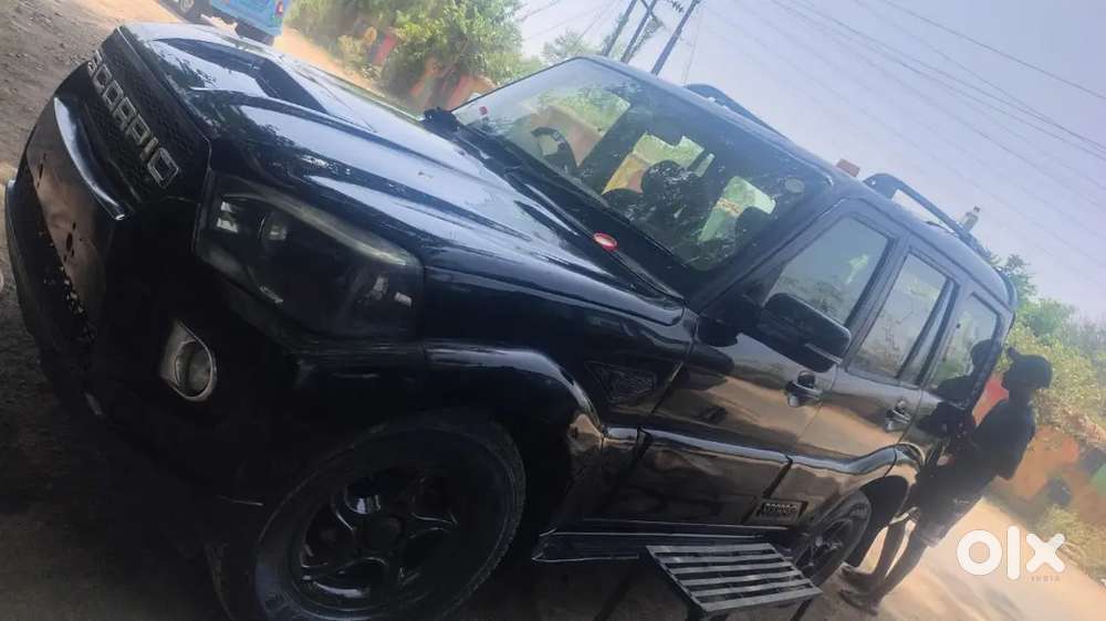 Mahindra Scorpio Classic 2009 Diesel 80000 Km Driven