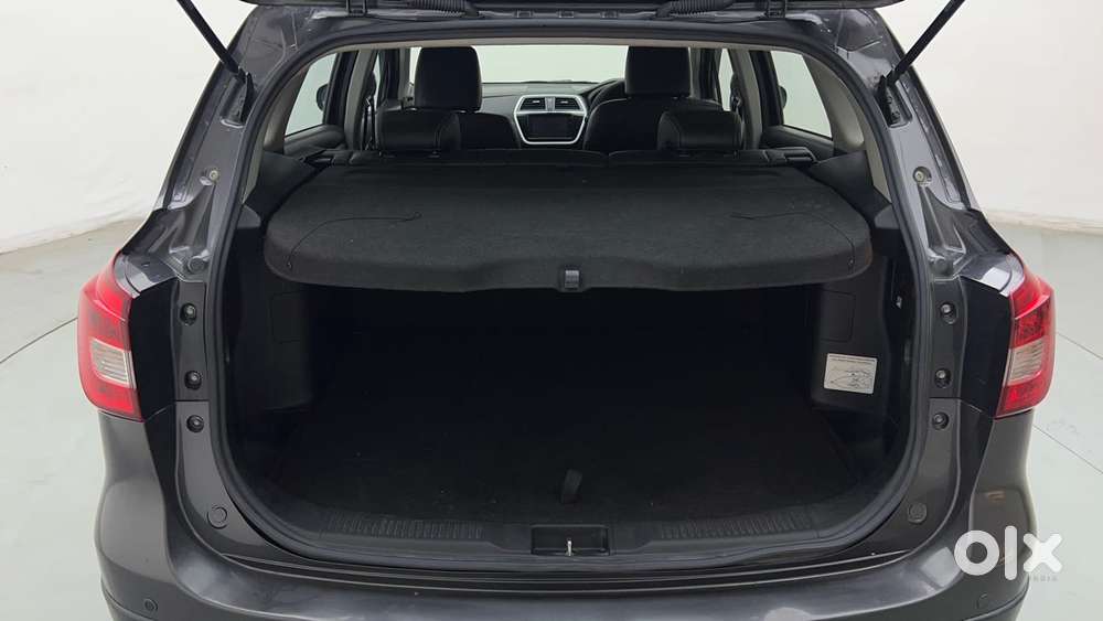 Maruti Suzuki S-cross 1.5 Alpha At, 2022, Petrol