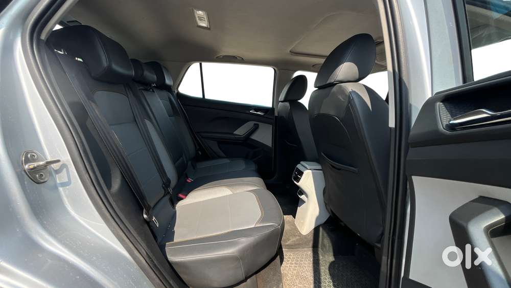 Skoda Kushaq 1.0 Tsi Style At, 2023, Petrol