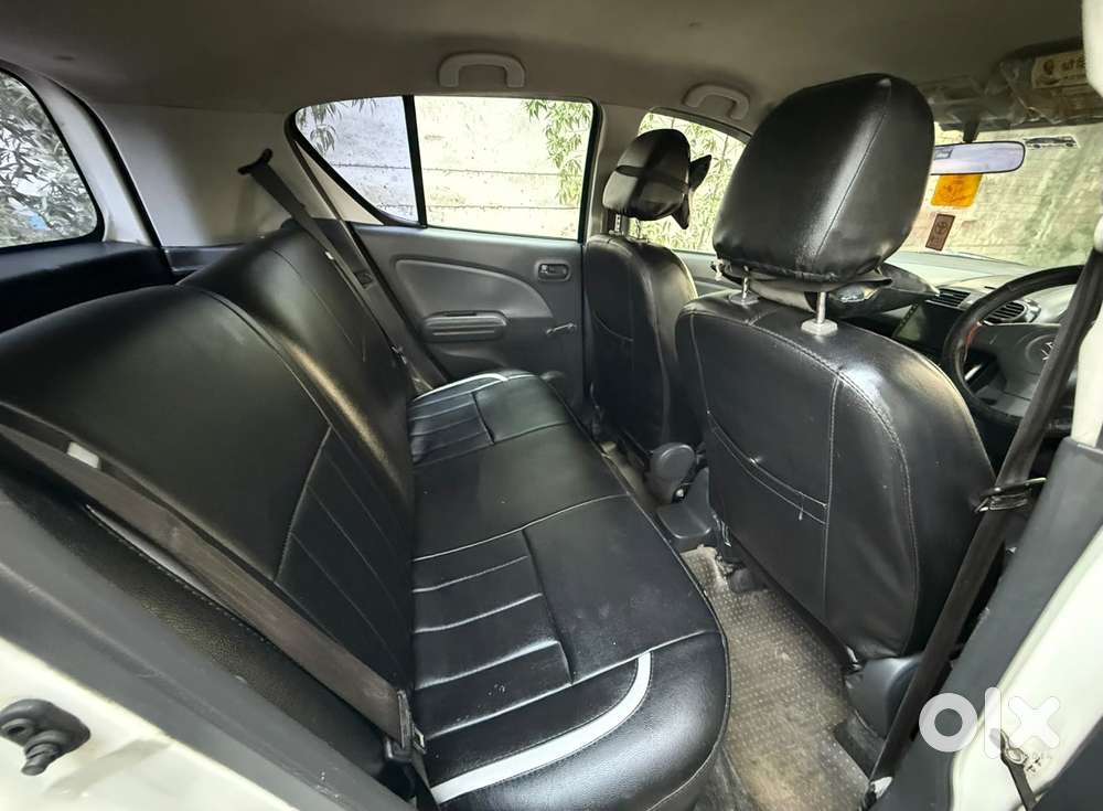 Maruti Suzuki Ritz Lxi, 2010, Petrol