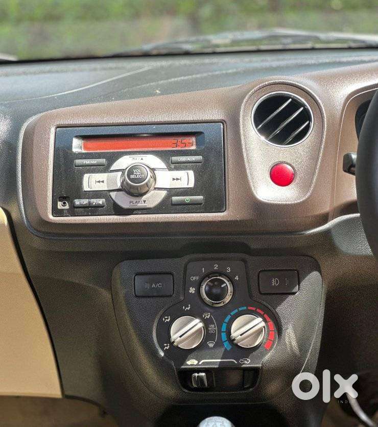 Honda Brio 2011-2013 V Mt, 2012, Petrol