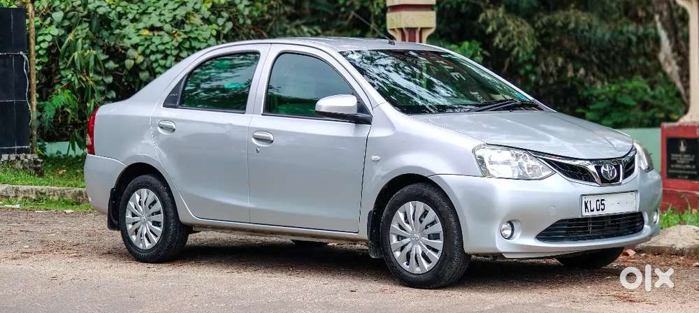 Toyota Etios 2015 Diesel 130000 Km Driven