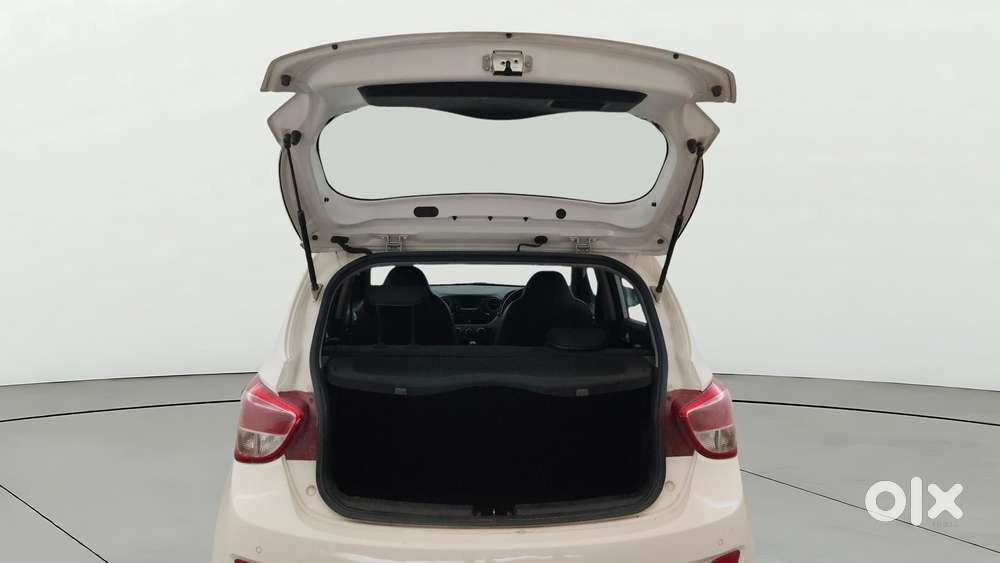Hyundai Grand I10 1.2 Kappa Vtvt Asta (o) At, 2016, Petrol