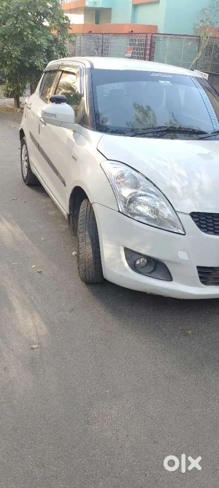 Maruti Suzuki Swift 2013 Diesel 105000 Km Driven
