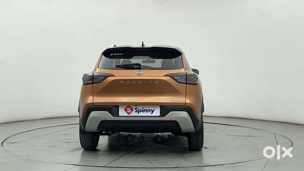 Nissan Magnite 1.0 Xv Premium Dual Tone, 2024, Petrol