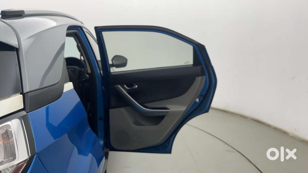 Tata Nexon 1.2 Revotron Xz Plus Dual Tone, 2018, Petrol