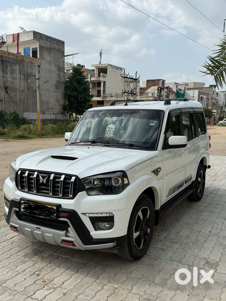 Mahindra Scorpio Classic 2023 Diesel Well Maintained