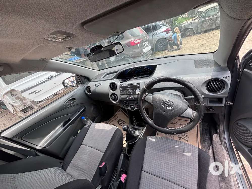 Toyota Etios Liva 2014