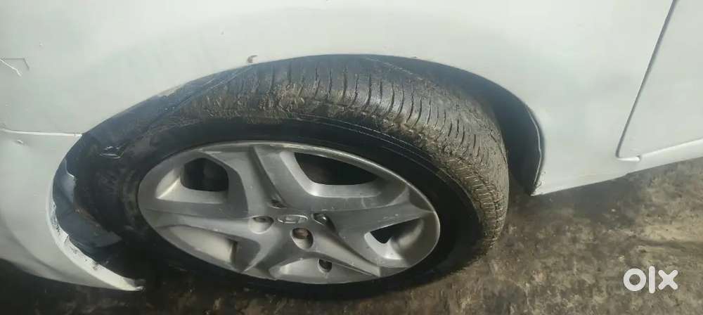 Hyundai Verna Ex 2013