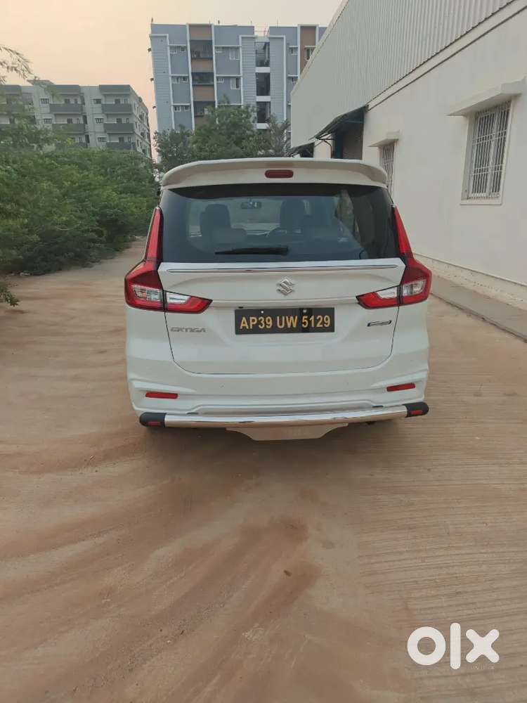 Maruti Suzuki Ertiga 2022 Petrol 85000 Km Driven