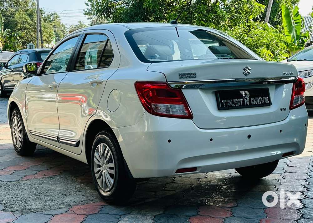 Maruti Suzuki Dzire 1.2 Vxi, 2018, Petrol