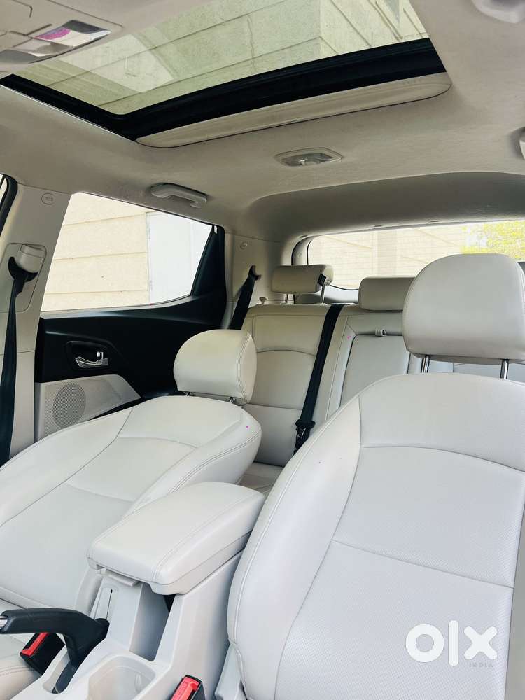 Mahindra Xuv300 Turbosport W8(o) [2022], 2020, Petrol